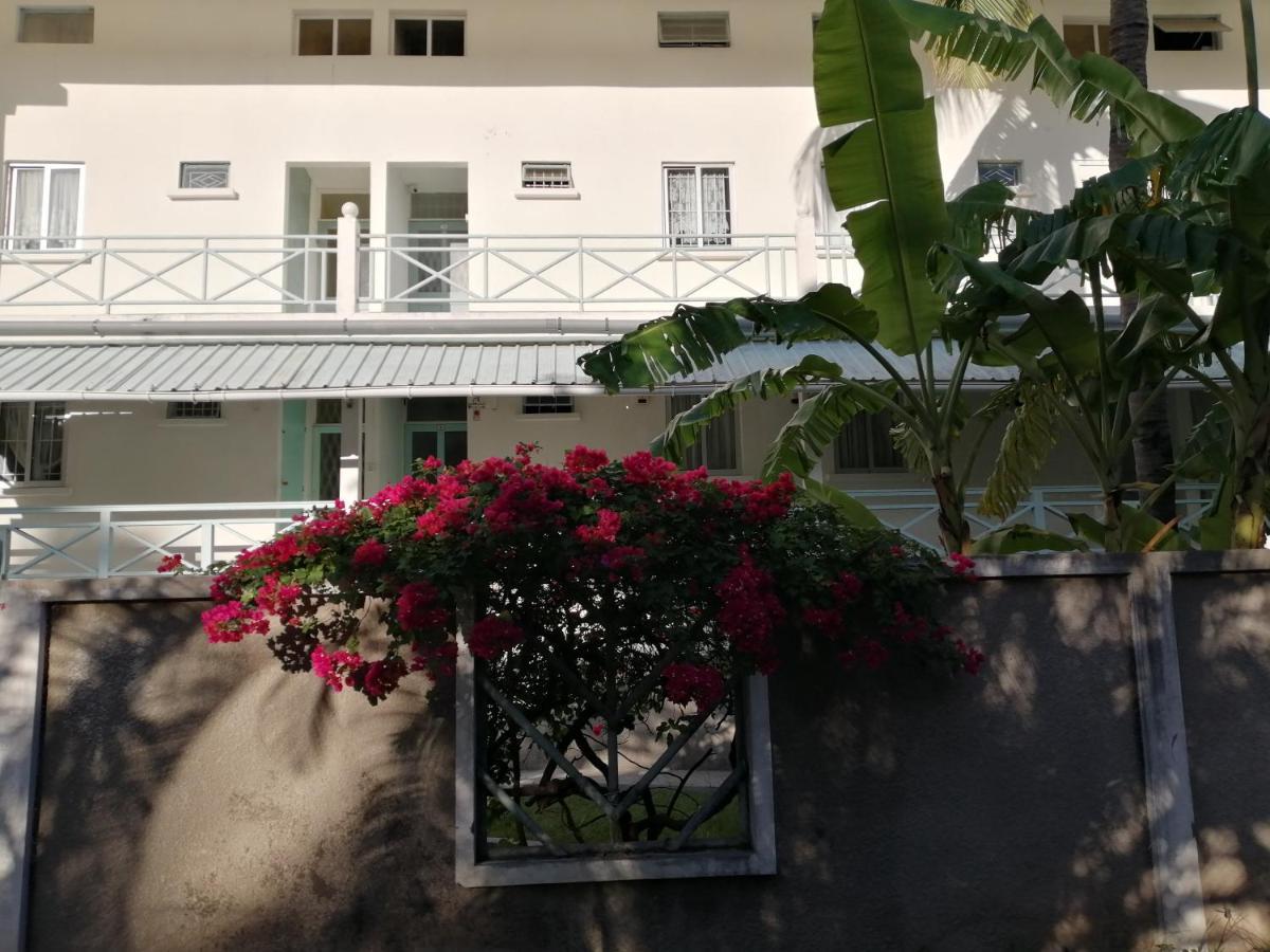 Les Filaos De Pereybere Apartment Pereybere Beach Exterior photo